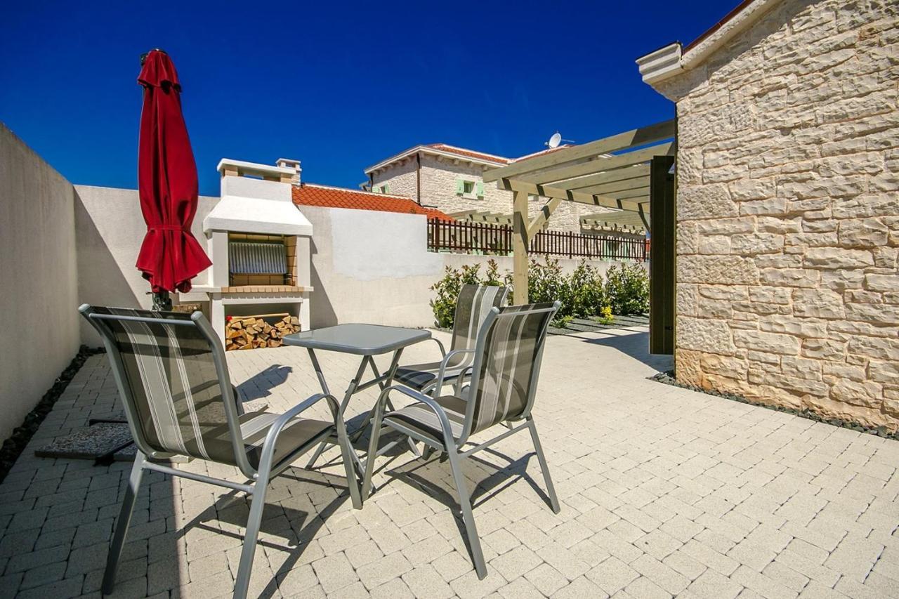 Luxury Stone Villa Zanelli Ližnjan エクステリア 写真
