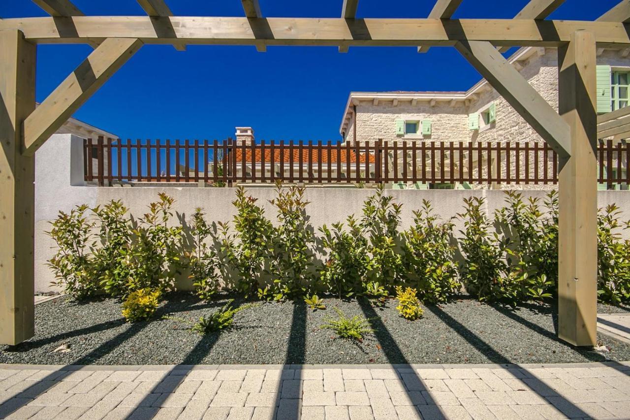 Luxury Stone Villa Zanelli Ližnjan エクステリア 写真